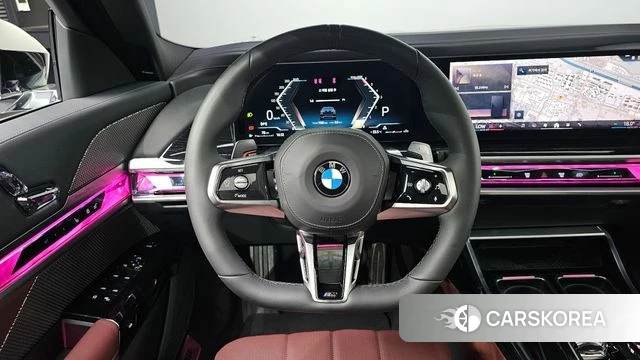 BMW 7 Series (G70) 2025 Черный из Кореи, фото 2