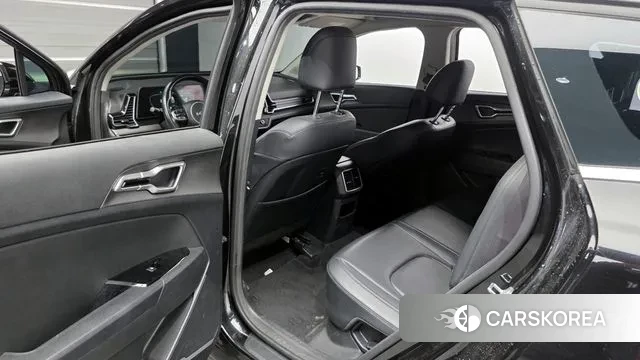 Kia Sportage 5th Generation Hybrid 2022 Черный из Кореи, фото 2