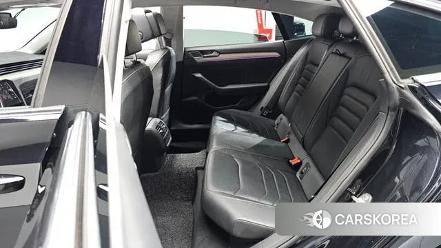 Volkswagen Arteon 2019 Черный из Кореи, фото 2