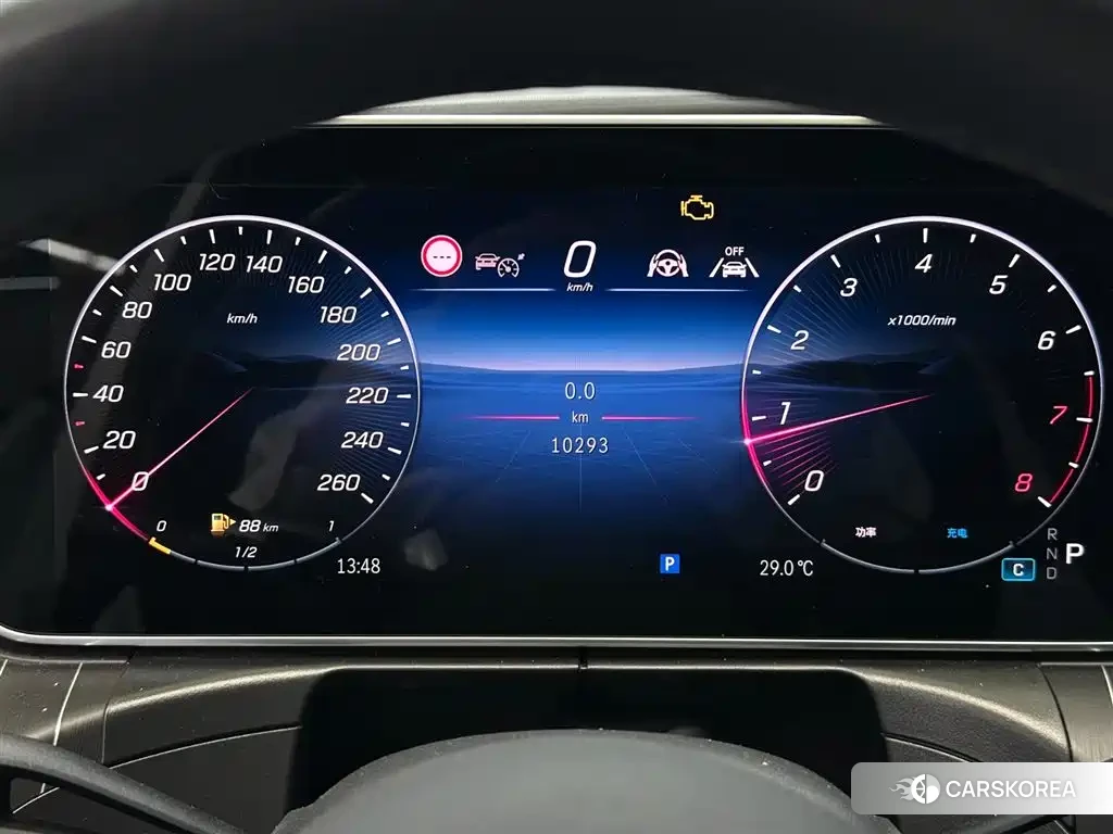 Mercedes-Benz C-class 2024 Белый из Китая, фото 2