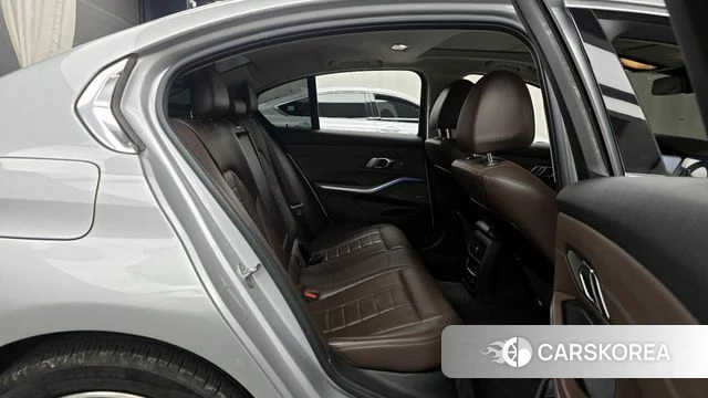 BMW 3 Series (G20) 2019 Серебряный из Кореи, фото 2