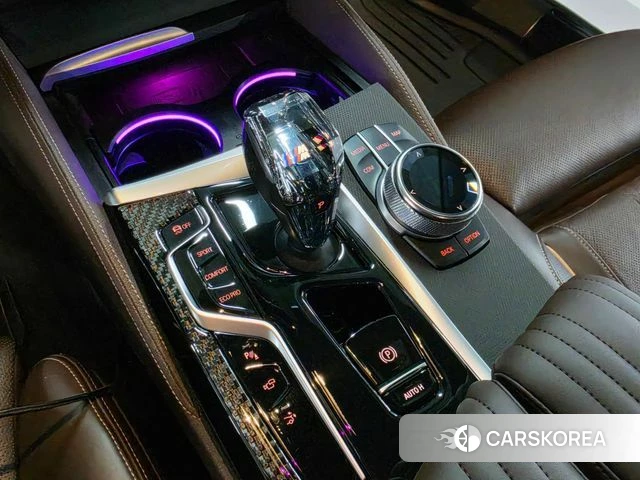 BMW 6 Series GT (G32) 2020 Серебряный из Кореи, фото 2
