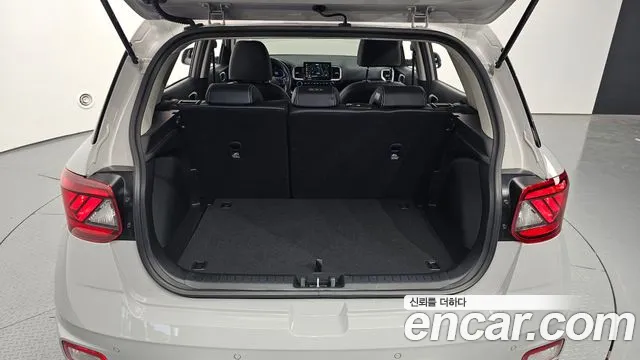 Hyundai Venue id 2675000 из Кореи 2