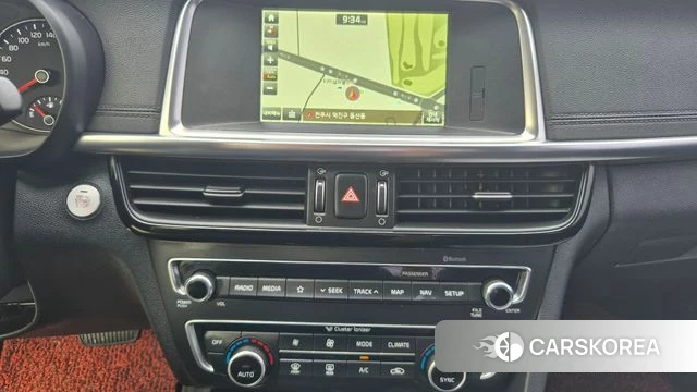 Kia K5 second generation 2018 Белый из Кореи, фото 2