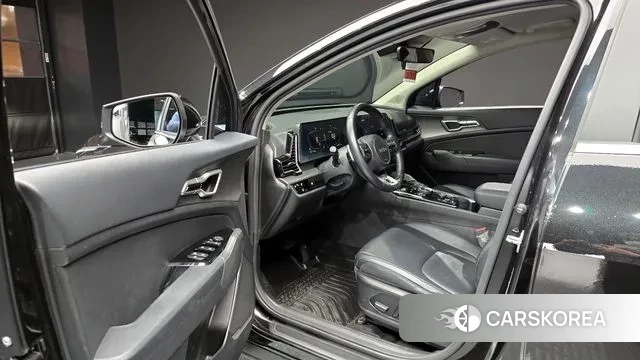 Kia Sportage 5th Generation Hybrid 2022 Черный из Кореи, фото 2