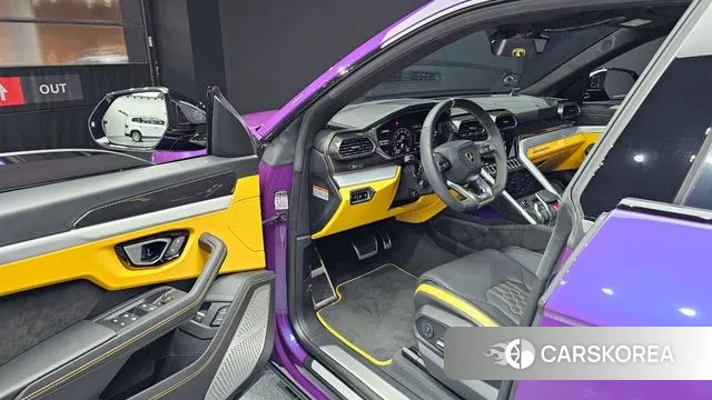 Lamborghini Urus 2024 Фиолетовый из Кореи, фото 2