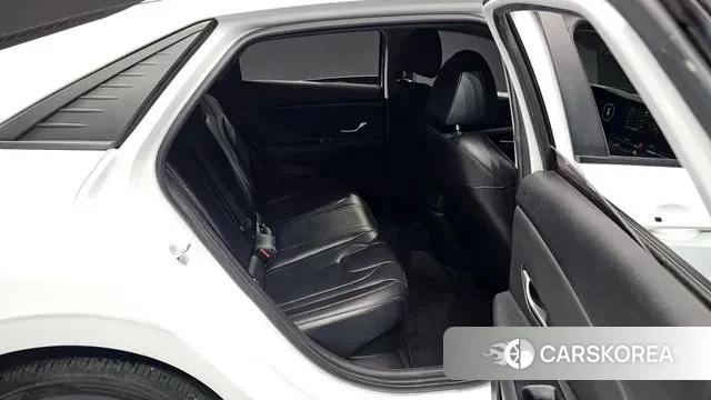 Hyundai Avante Hybrid (CN7) 2020 Белый из Кореи, фото 2