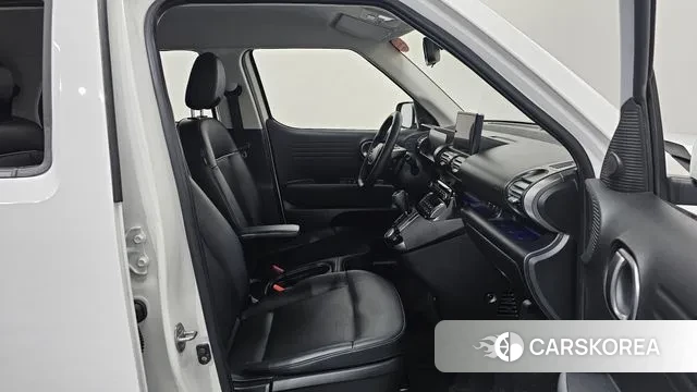 Hyundai Casper 2022 Белый из Кореи, фото 2