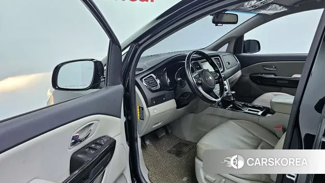 Kia The New Carnival 2018 Черный из Кореи, фото 2