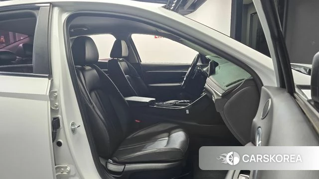 Hyundai Sonata (DN8) 2019 Белый из Кореи, фото 2