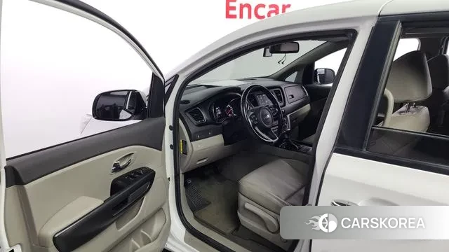 Kia All New Carnival 2018 Белый из Кореи, фото 2