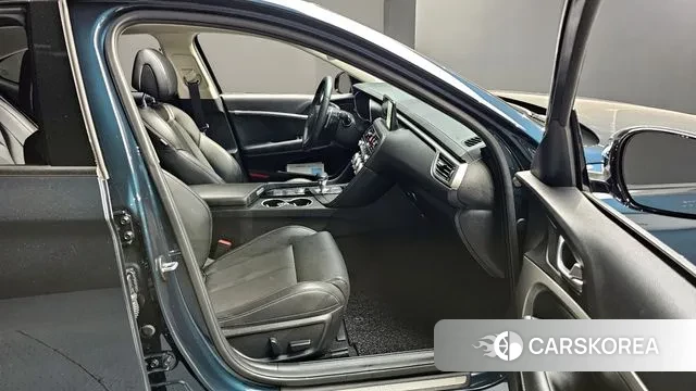 Genesis The New G70 2023 Синий из Кореи, фото 2