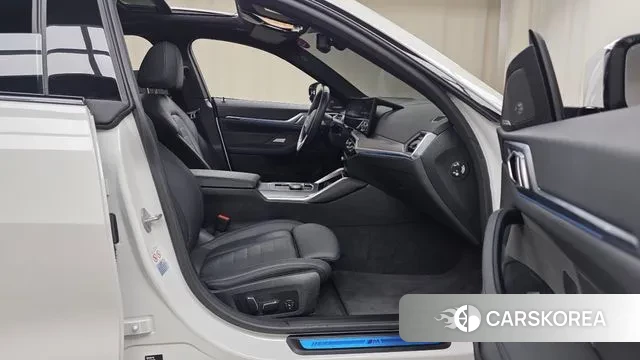 BMW i4 2024 Белый из Кореи, фото 2