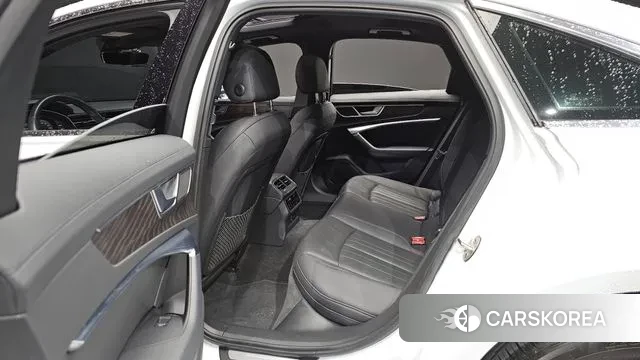 Audi A6 (C8) 2020 Белый из Кореи, фото 2