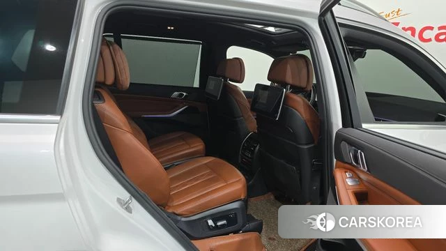 BMW X7 (G07) 2020 Белый из Кореи, фото 2