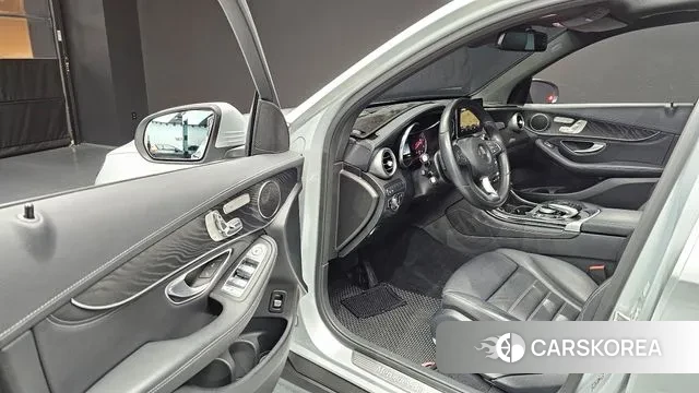 Mercedes-Benz GLC-Class X253 2018 Серебристо-серый из Кореи, фото 2