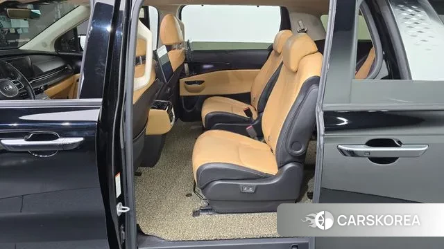 Kia Carnival 4th generation 2021 Черный из Кореи, фото 2