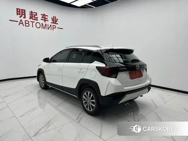 Toyota YARIS L Zhixuan 2022 Белый из Китая, фото 2
