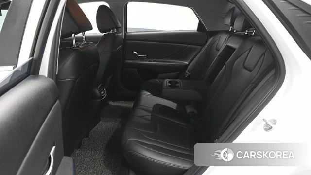 Hyundai Avante (CN7) 2021 Белый из Кореи, фото 2
