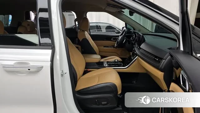 Kia Carnival 4th generation 2022 Белый из Кореи, фото 2