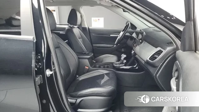 Kia The New Seltos 2023 Черный из Кореи, фото 2