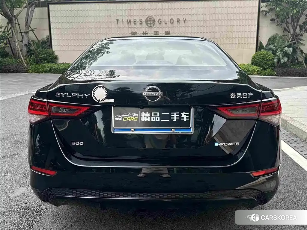 Nissan Sylphy 2023 Черный из Китая, фото 2
