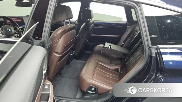 BMW 6 Series GT (G32) 2023 Синий из Кореи, фото 2