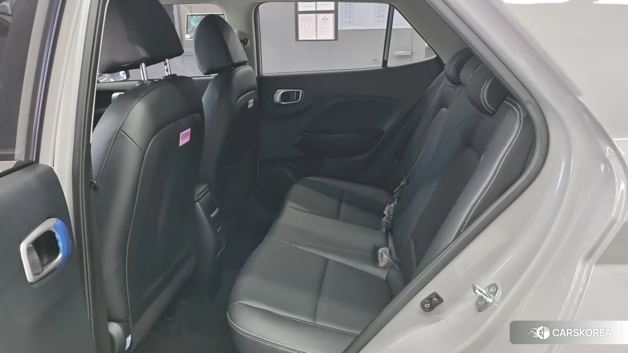 Hyundai Venue 2023 Серый из Кореи, фото 2