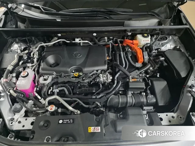 Toyota RAV4 5th Generation 2023 Серебряный из Кореи, фото 2