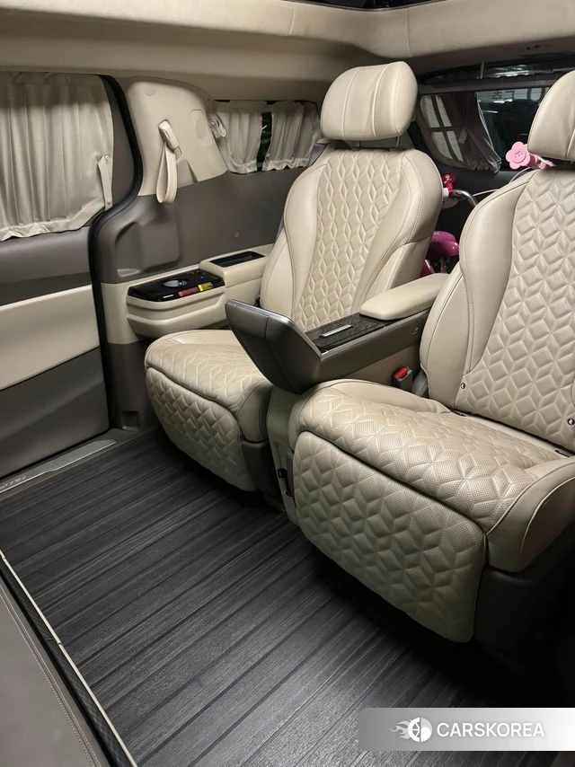 Kia Carnival 4th generation 2022 Черный из Кореи, фото 2