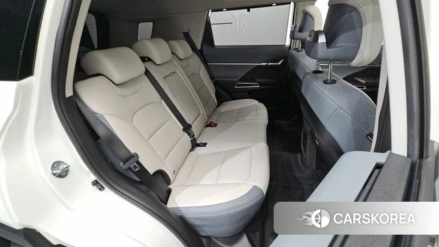 Ssangyong Torres EVX 2023 Белый из Кореи, фото 2