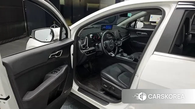 Kia Sportage 5th Generation 2024 Белый из Кореи, фото 2