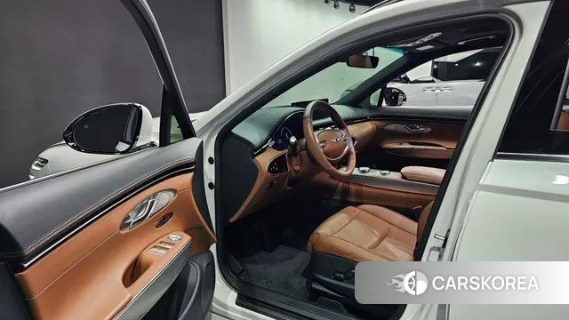 Genesis GV70 2022 Белый из Кореи, фото 2