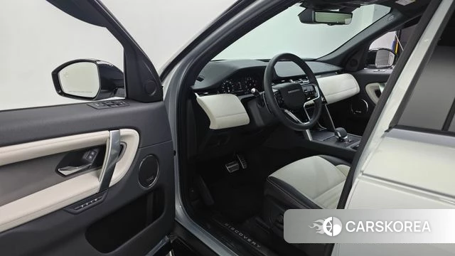 Land Rover Discovery Sports 2nd Generation 2025 Серебряный из Кореи, фото 2