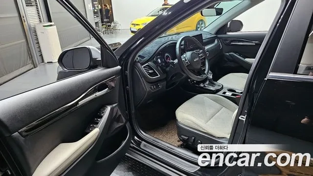 Kia Seltos 2021 Черный из Кореи, фото 2