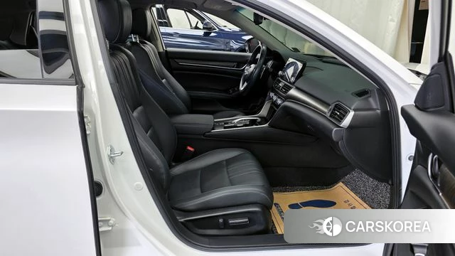 Honda Accord 10th Generation 2021 Белый из Кореи, фото 2