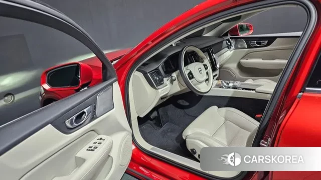 Volvo S60 3rd generation 2020 Красный из Кореи, фото 2