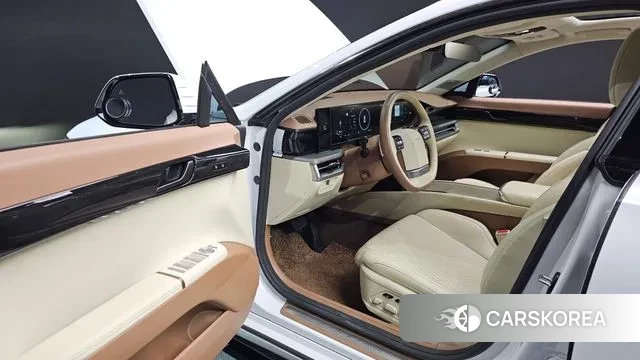 Hyundai Grandeur Hybrid (GN7) 2023 Белый из Кореи, фото 2