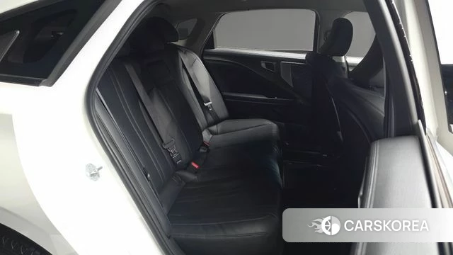 Kia K8 2023 Белый из Кореи, фото 2