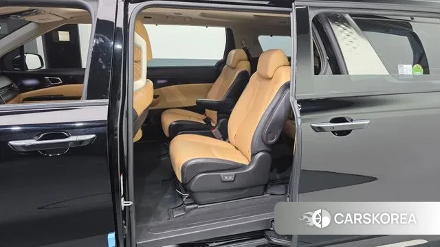 Kia Carnival 4th generation 2022 Черный из Кореи, фото 2