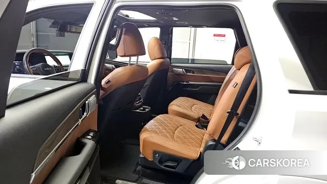 Kia Mohave Master 2023 Белый из Кореи, фото 2