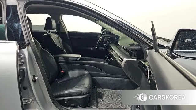 Hyundai Grandeur (GN7) 2023 Серебряный из Кореи, фото 2