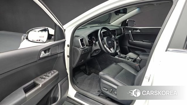 Kia Sportage The Bold 2021 Белый из Кореи, фото 2