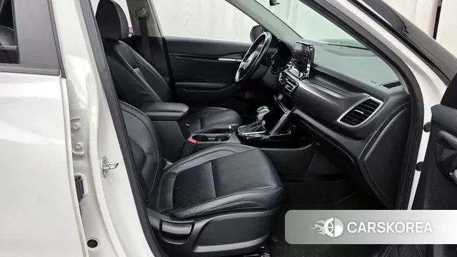 Kia Seltos 2021 Белый из Кореи, фото 2