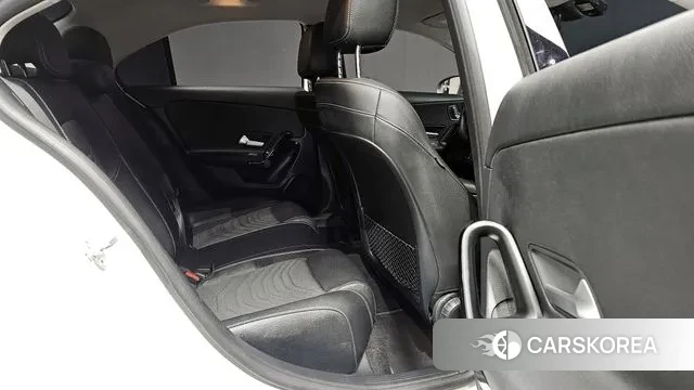 Mercedes-Benz A-Class W177 2020 Белый из Кореи, фото 2