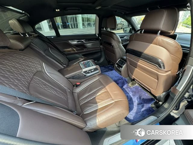 BMW 7 series 2022 Другой из Китая, фото 2