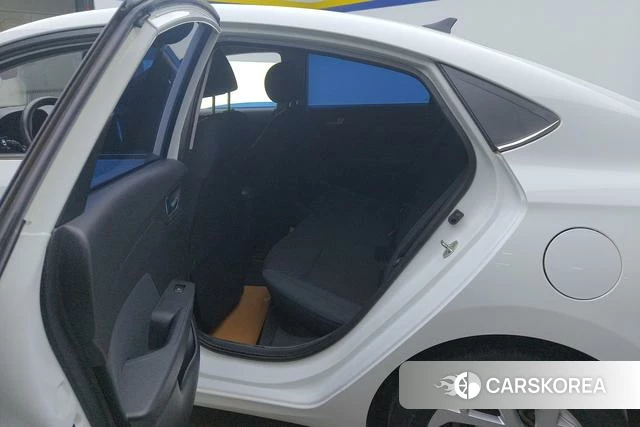 Hyundai Accept 2020 Белый из Китая, фото 2