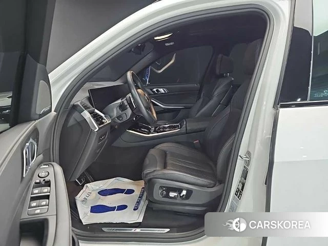 BMW X5 (G05) 2025 Белый из Кореи, фото 2