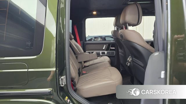 Mercedes-Benz G-Class W463b 2023 Темно-зеленый из Кореи, фото 2