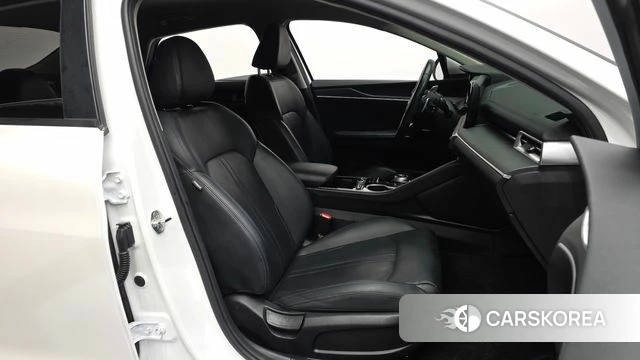 Kia K5 3rd generation 2020 Белый из Кореи, фото 2